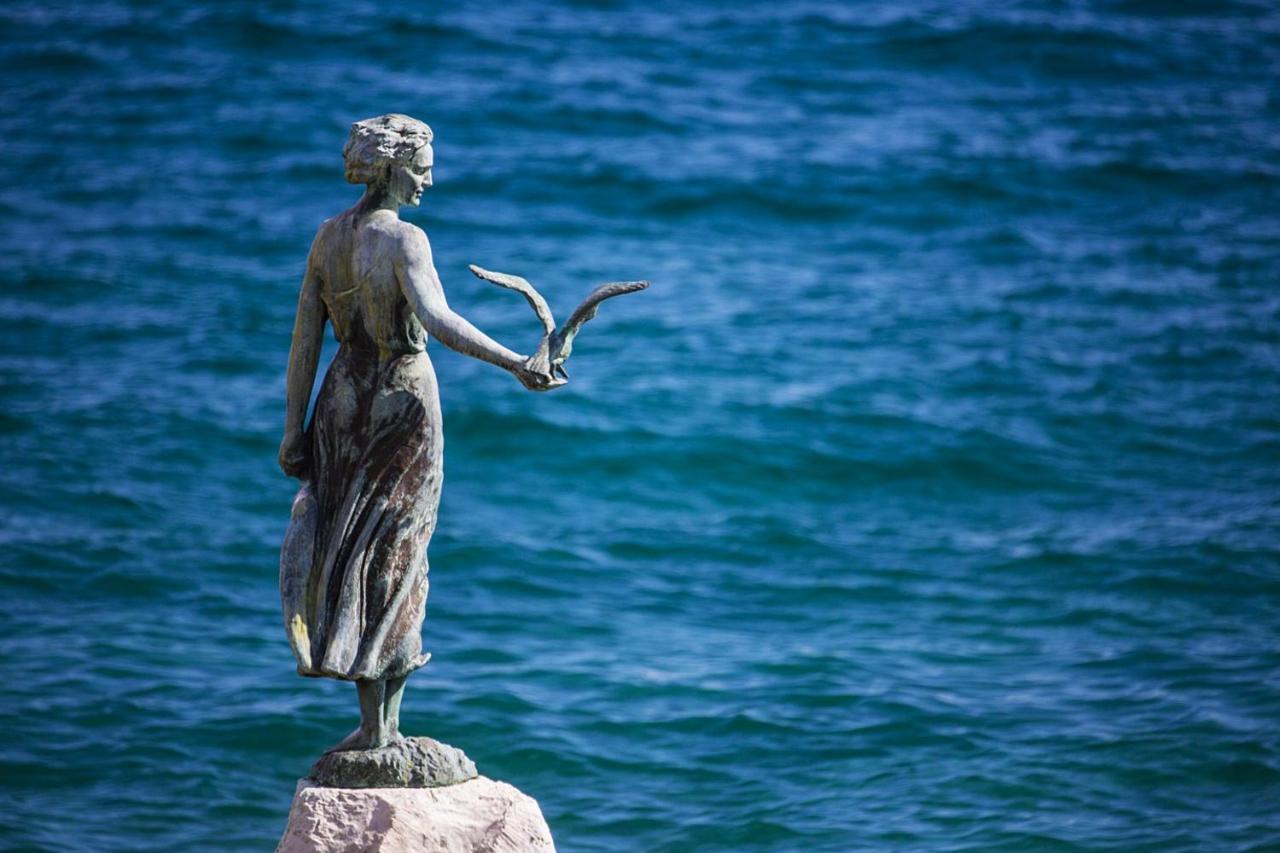 Apartment Maja Opatija With Free Private Parking And Lovely Sea View Terrace Buitenkant foto
