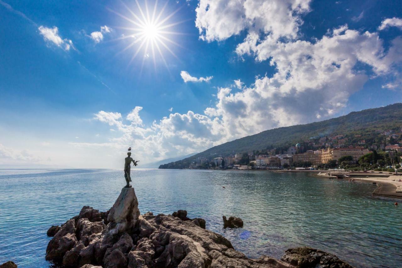 Apartment Maja Opatija With Free Private Parking And Lovely Sea View Terrace Buitenkant foto